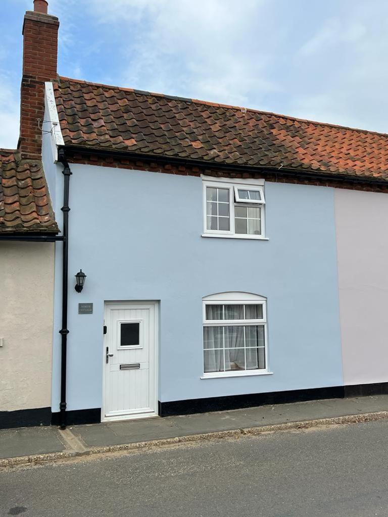 North Cottage, Alderton Holiday home